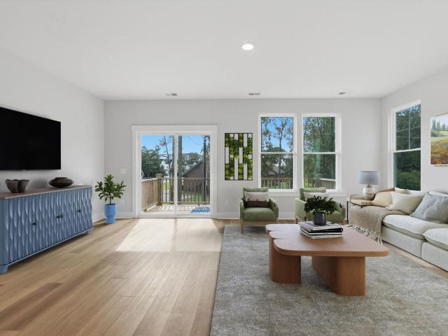 1013 Pettiford Place