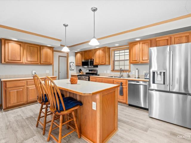 1013 Redbud Road