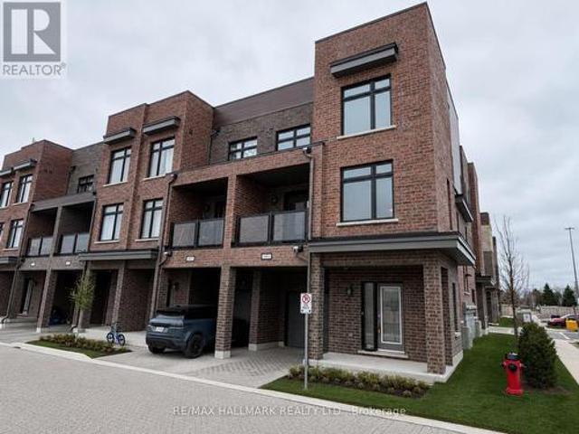 101 1 Pickering Parkway S, Pickering, ON, L1V 0H2 townhouse for sale | Listing ID E13208 | Royal LePage