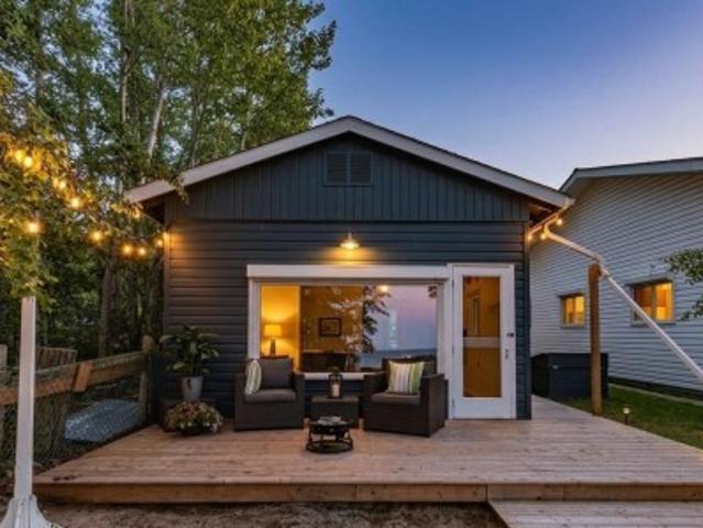 101 1St Ave Mameo Beach, Rural Wetaskiwin County, AB, T0C 1X0 house for sale | Listing ID E4480 | Royal LePage