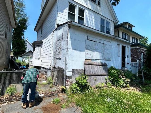 101 22nd Street