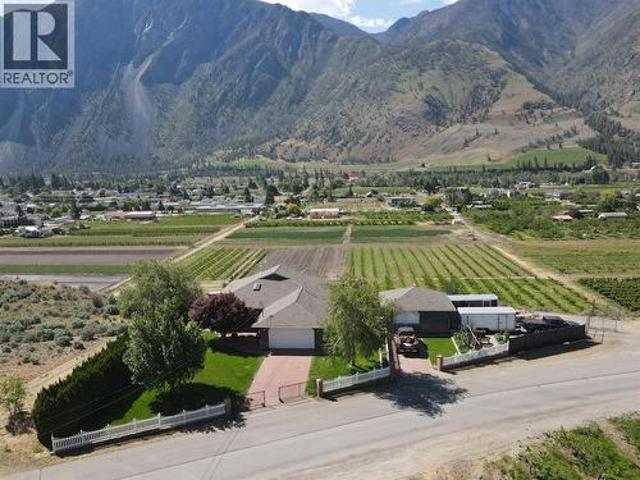 101 2Nd Avenue, Keremeos, BC, V0X 1N2 Luxury House for sale | Listing ID 10387 | Royal LePage Carriage Trade Luxury Properties
