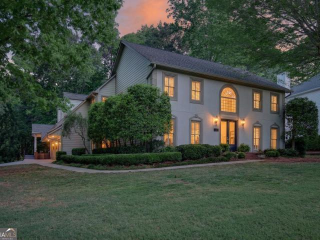 101 Colonnade Drive