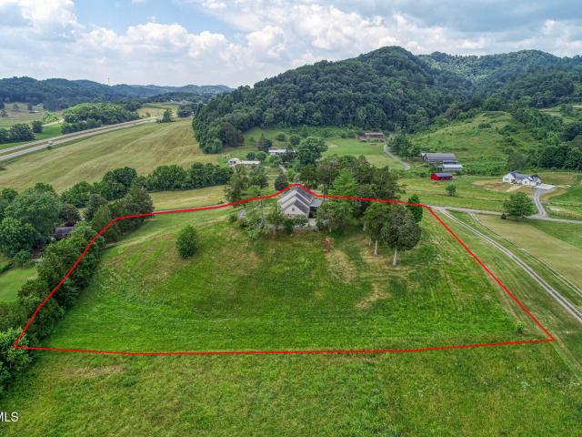 101 Cedar Knoll Lane