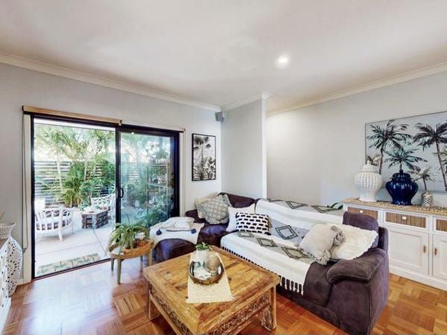101 Chestnut St, Wynnum, QLD 4178