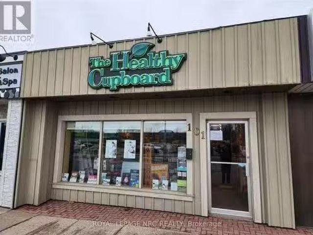 101 Clarence Street W, Port Colborne Sugarloaf, ON, L3K 3G2.