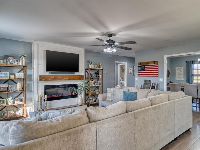101 Creekwood Drive