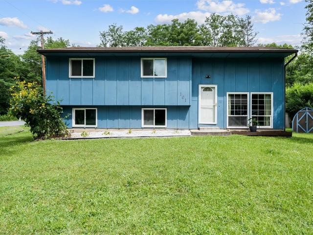 101 Crestview Lane