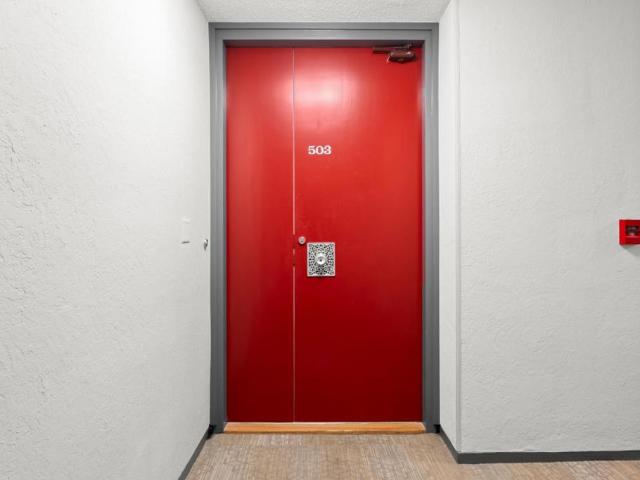 101 Alma Street 503