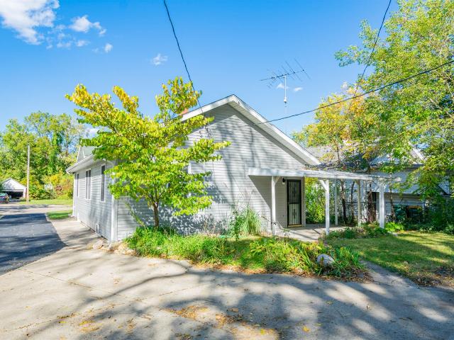 101 Bowen Avenue