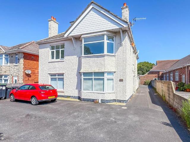 101 Barrack Road, Christchurch, 1 bed apartment to rent £895 pcm £207 pw