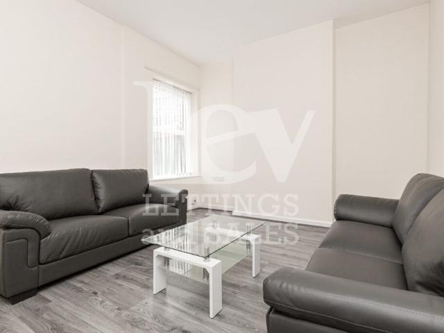 101 Breezehill, Liverpool L9, 7 bed terraced house to rent, £2,750 pcm | PrimeLocation