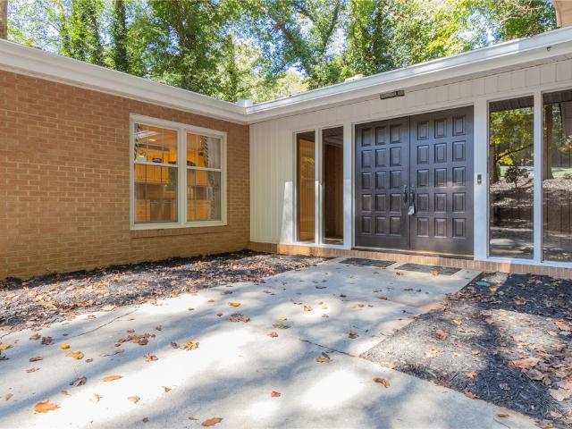 101 Briar Creek Lane