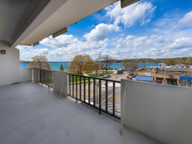 101 Broad St, Unit 302