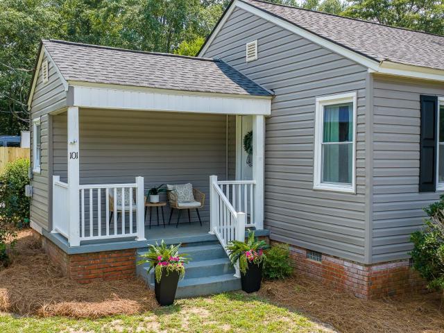 101 Deoyley Avenue