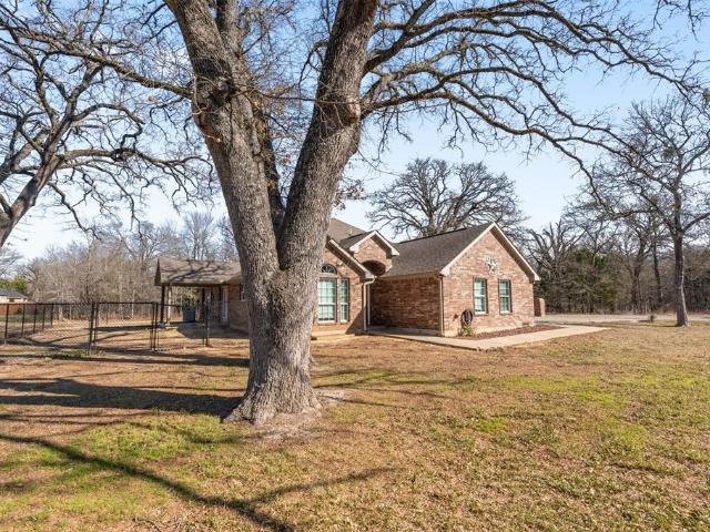 101 Driftwood Dr, Trinidad, TX 75163 | MLS #21180