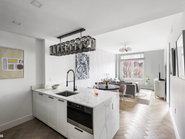 101 E 2ND Street 5D