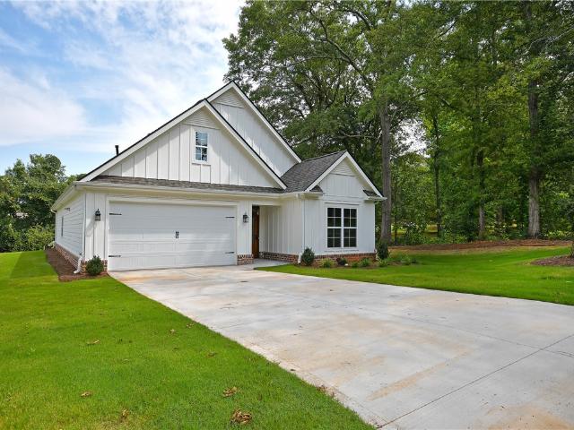 101 E C Avenue Lot B