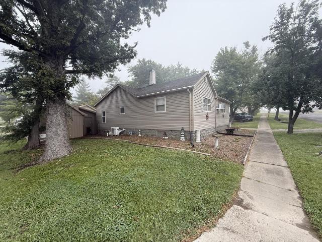 101 E Monticello