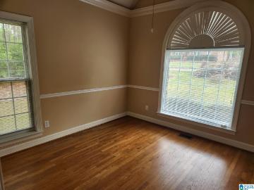101 Edgewood Circle