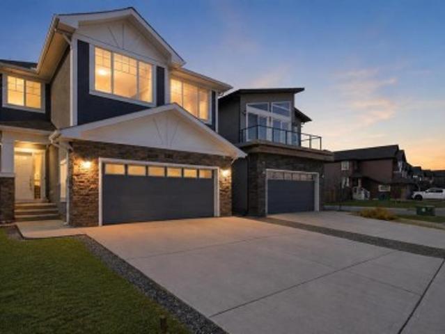 101 Evansborough Green Nw, Calgary, AB, T3P 0M8 house for sale | Listing ID A2332 | Royal LePage