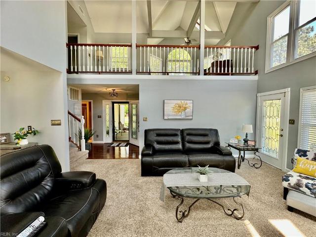 101 Fleetney CIR