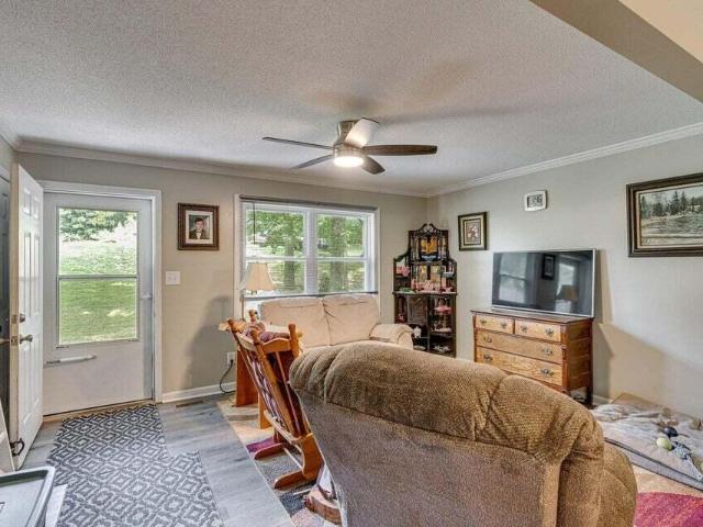 101 Homestead Street NE