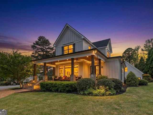 101 Hawks Ridge