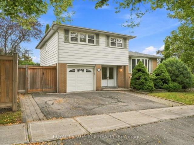 101 Hill Drive, Aurora, ON, L4G 3A9 house for sale | Listing ID N13797 | Royal LePage
