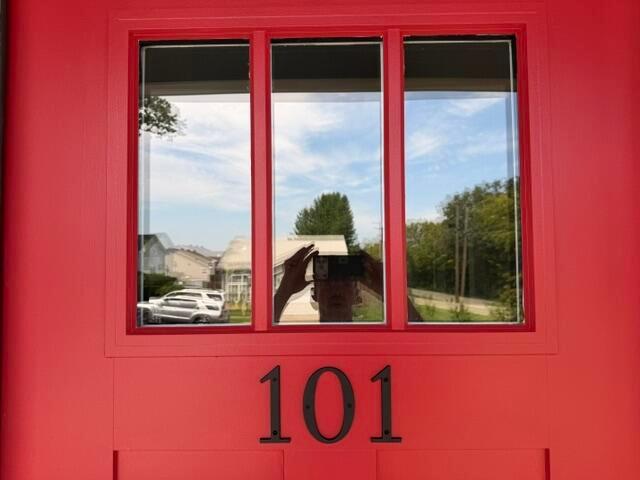 101 Oak Avenue # MLBG