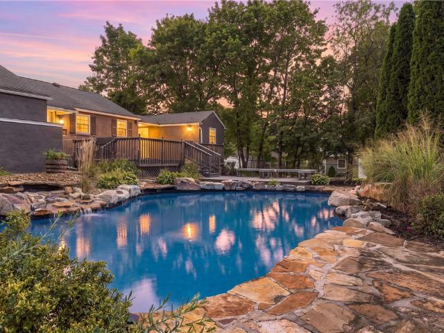 101 Old Hickory Lane