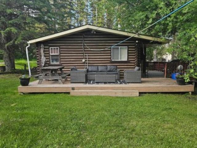101 Long Lake Drive, Rural Thorhild County, AB, T0A 1B0 house for sale | Listing ID E4498 | Royal LePage