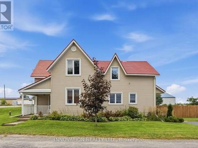 101 Mary Street, Ottawa, ON, K0A 2H0 house for sale | Listing ID X13790 | Royal LePage