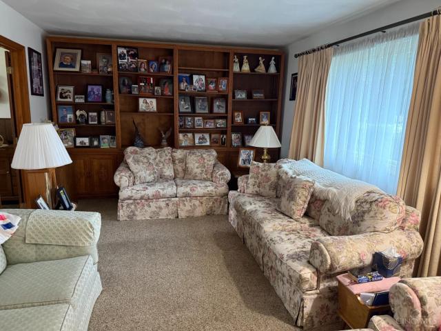 101 N Breiel Boulevard