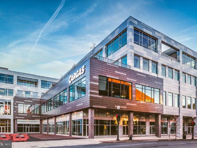 101 N Queen Street # 412