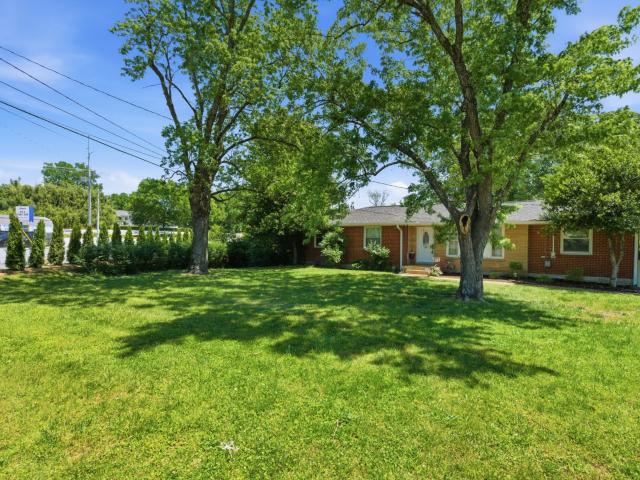 101 Newport Dr