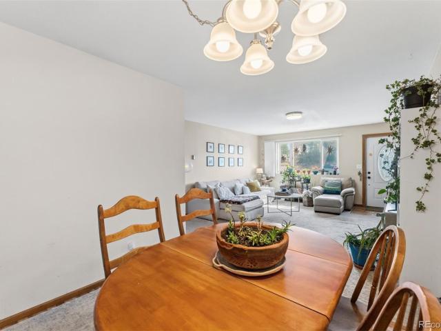 101 S Maple Street