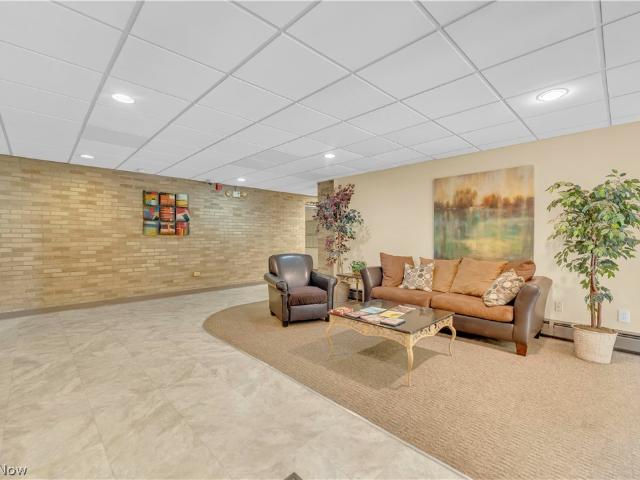 101 S Rocky River Drive 307