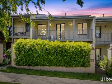 101 Sugarloaf Circle Palmerston ACT Townhouse for Rent LJ Hooker
