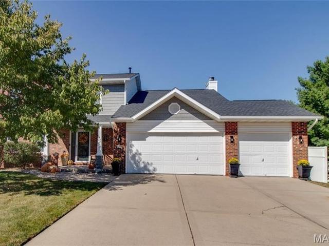 101 Sunnybrooke, Troy, IL 62294