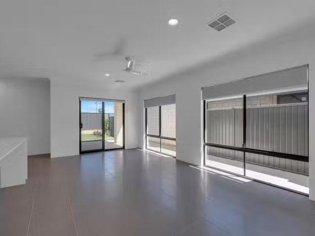 101 Paparone Road, Baldivis, WA 6171