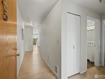 101 Pine Avenue # 303