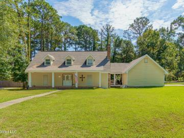 101 Pinewood Drive