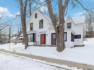 101 Pleasant Street, Bridgewater, NS, B4V 1N3 house for sale.