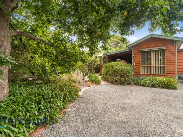 101 Rosslyn Avenue, Seaford, VIC 3198