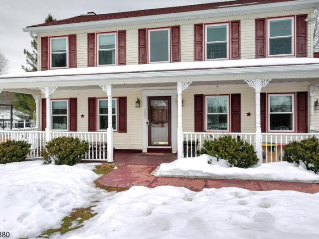 101 Racetrack Cir, Montague, NJ 07827 | MLS #4028
