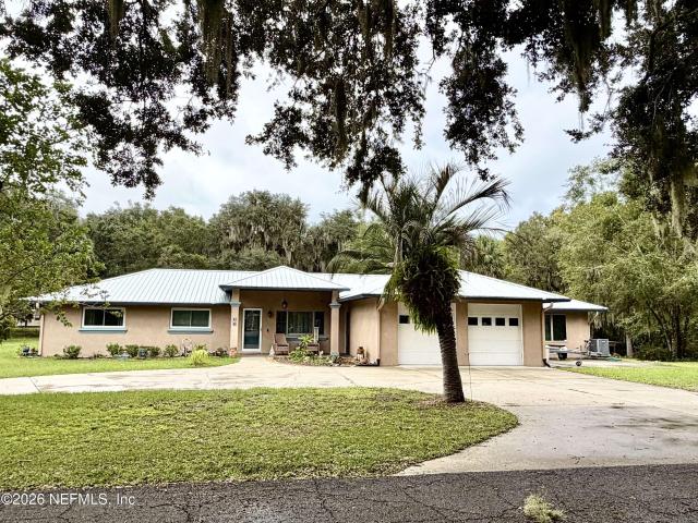 101 Riverview Dr, East Palatka, FL 32131 | MLS #2112