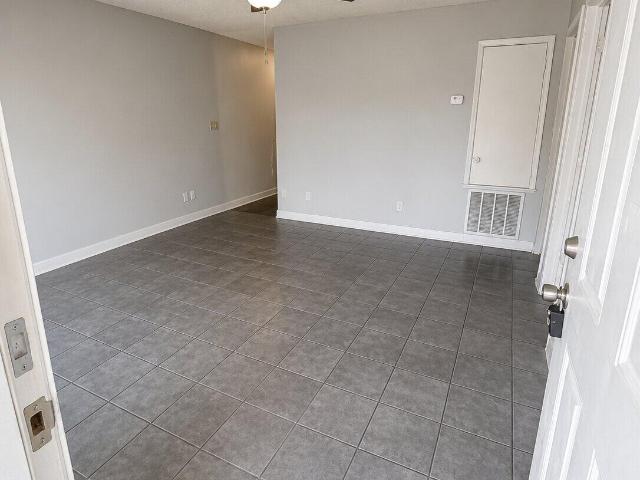 101 W 10th Street