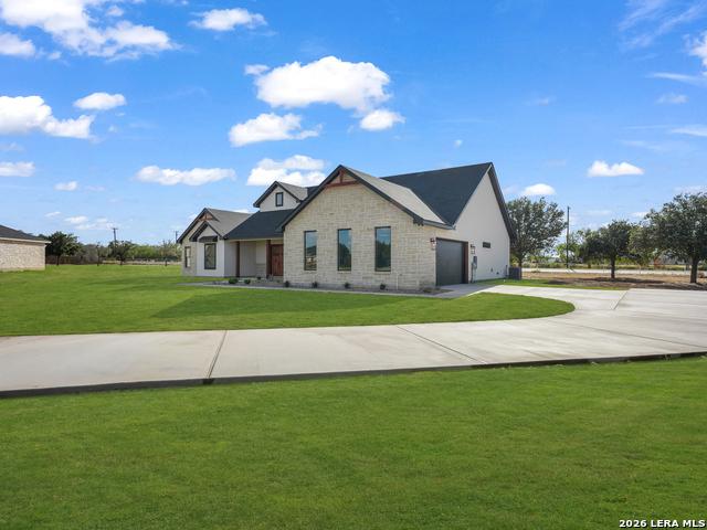 101 W Medium Meadow Dr