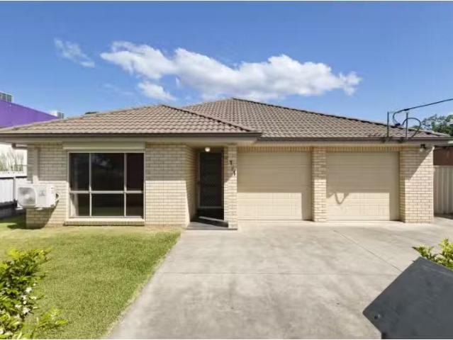 101 Wollombi Street, Cessnock House for rent Listed by Leilan.